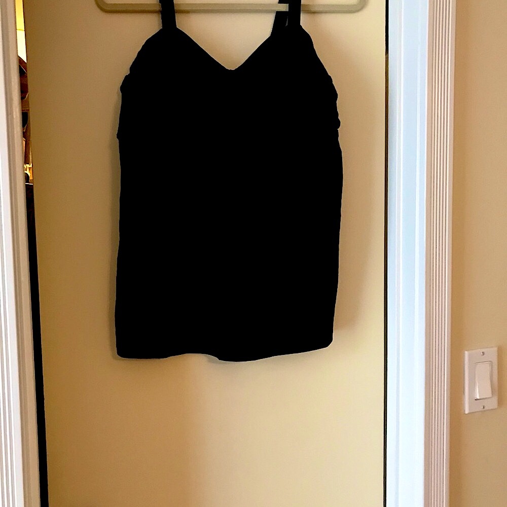 🏊‍♂️ Black padded Swim suit top.. 🏊‍♀️